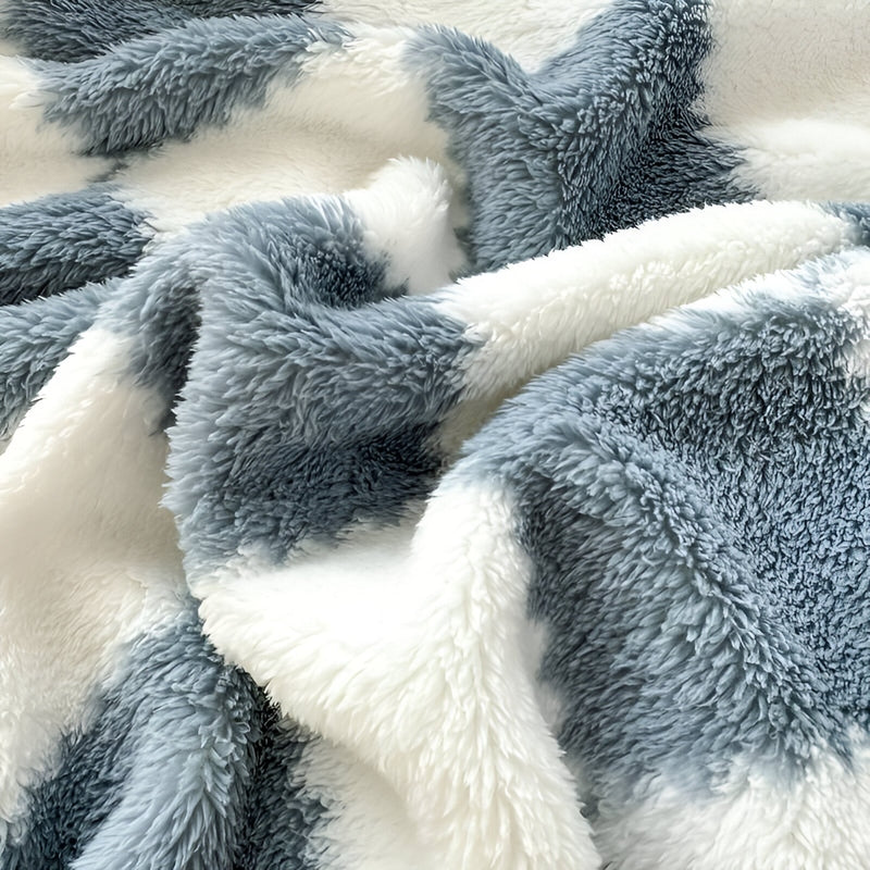 Checked Fleece Throw Blanket for Sofa and Bed