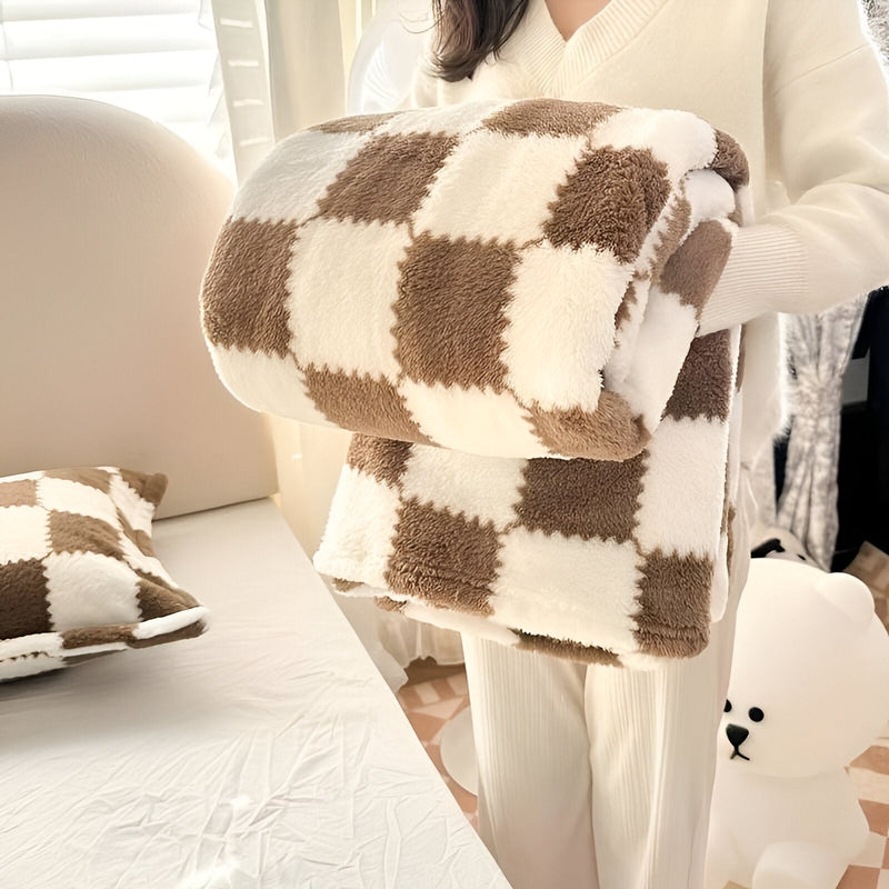 Checked Fleece Throw Blanket for Sofa and Bed