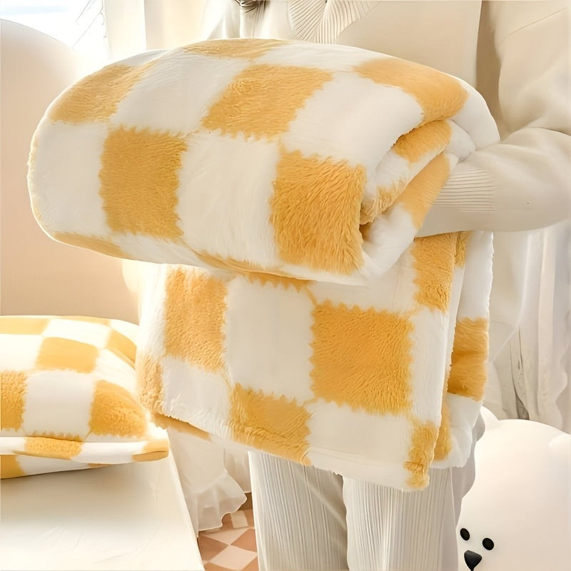 Checked Fleece Throw Blanket for Sofa and Bed