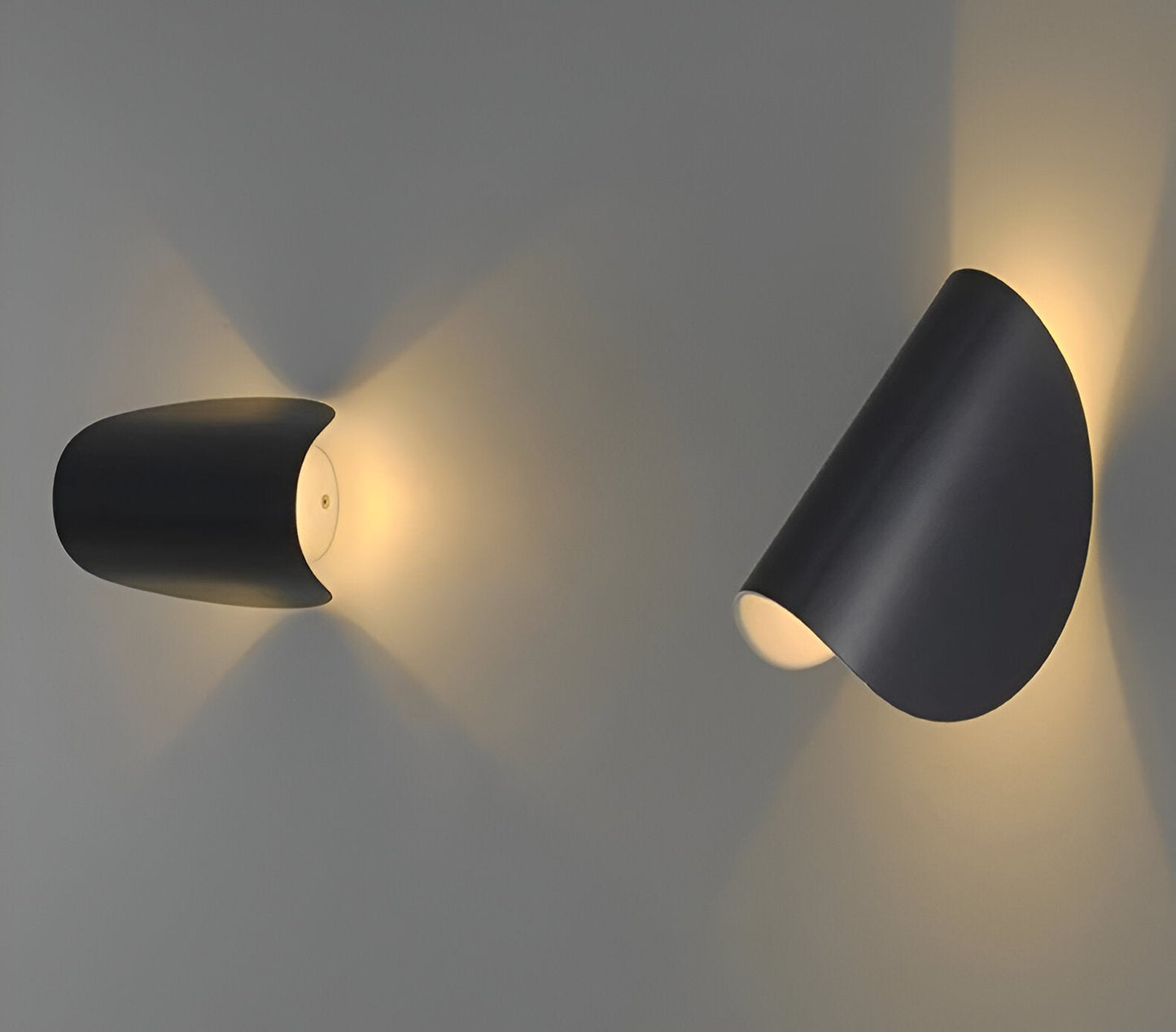 Rotatable Metal Wall Lamp with Adjustable Chain and Dimmable Light