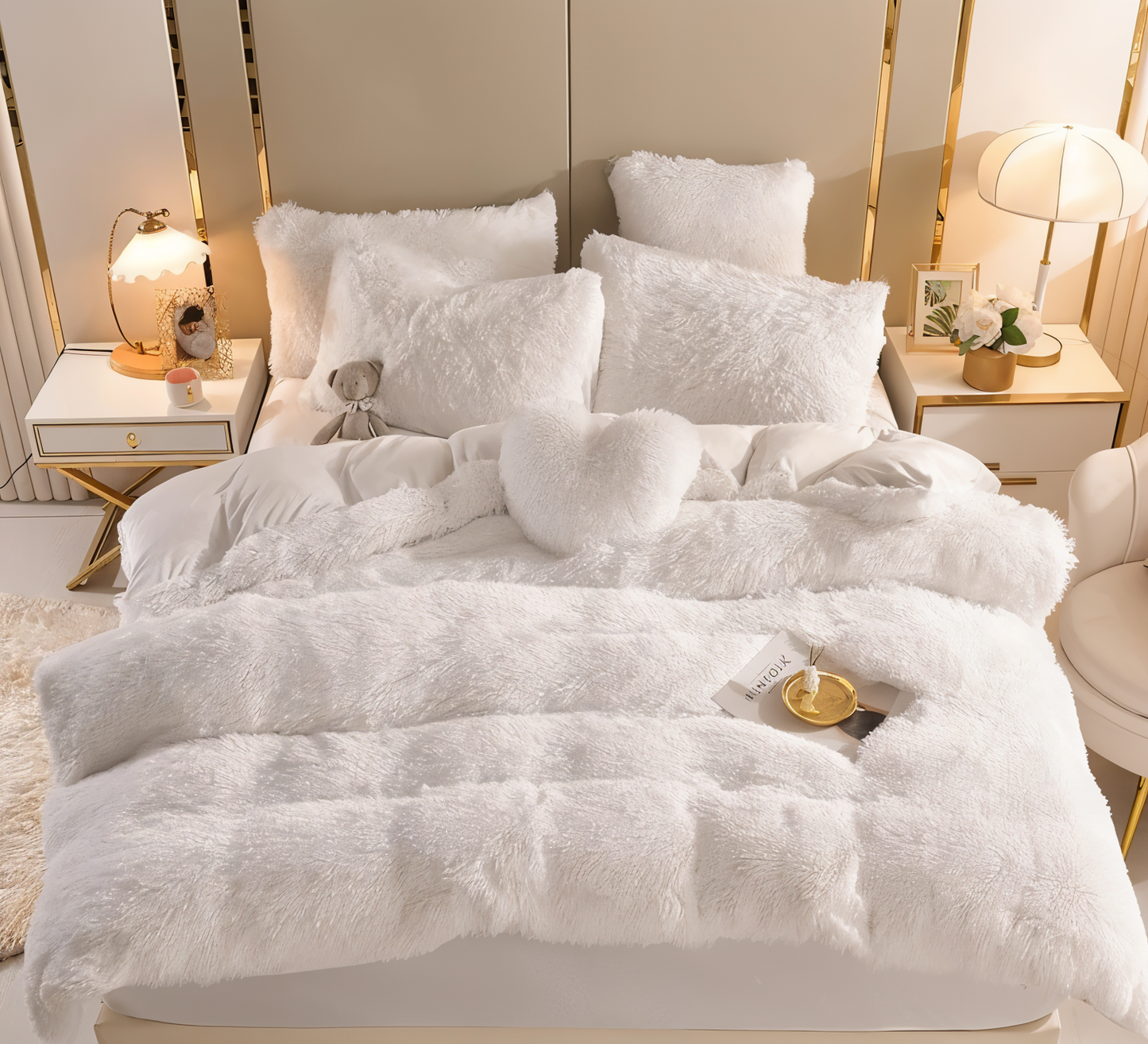 Plush Fleece Bedding Set with Duvet Cover and Pillowcases