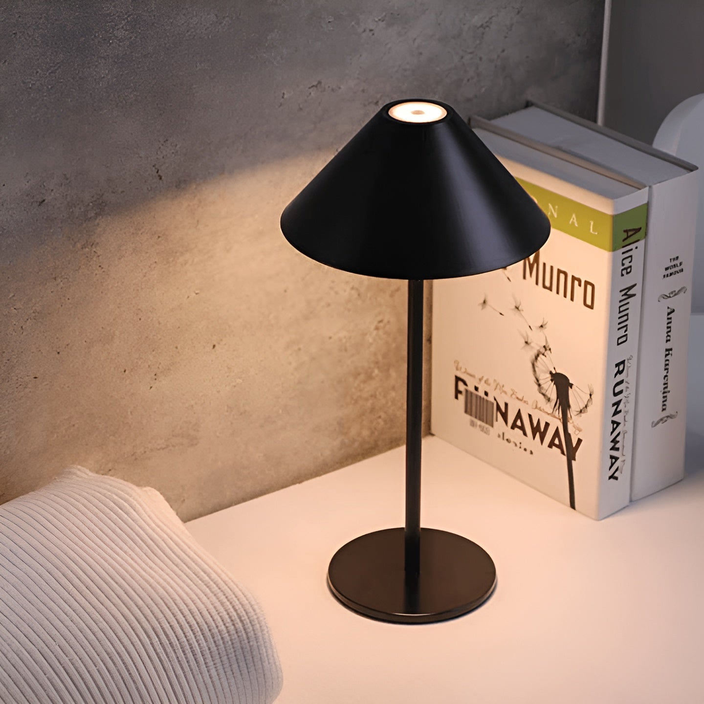 Dimmable Nordic Cone LED Table Lamp with Touch Control
