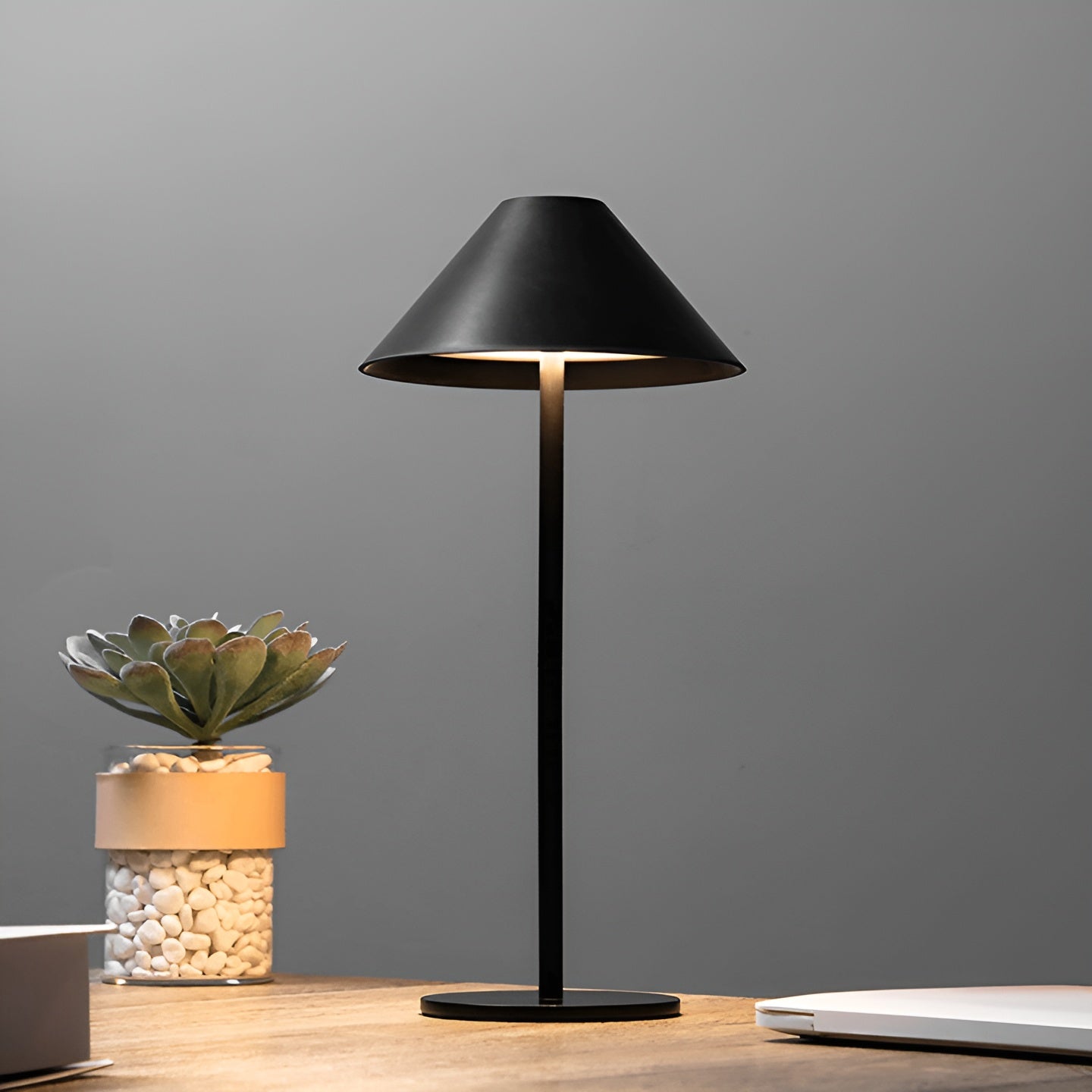 Dimmable Nordic Cone LED Table Lamp with Touch Control