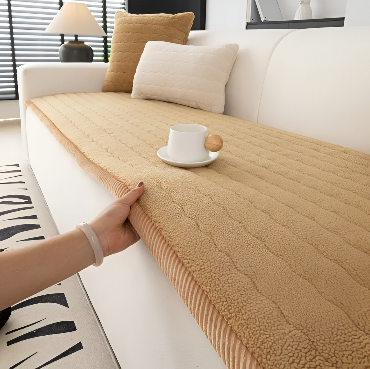 Non-Slip Pet-Friendly Polyester Sofa Cover