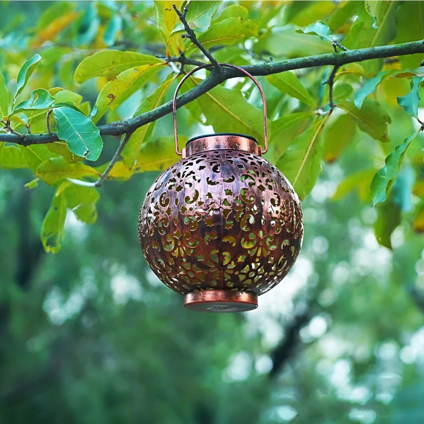 Vintage Solar-Powered Outdoor Light - Waterproof Garden Lantern