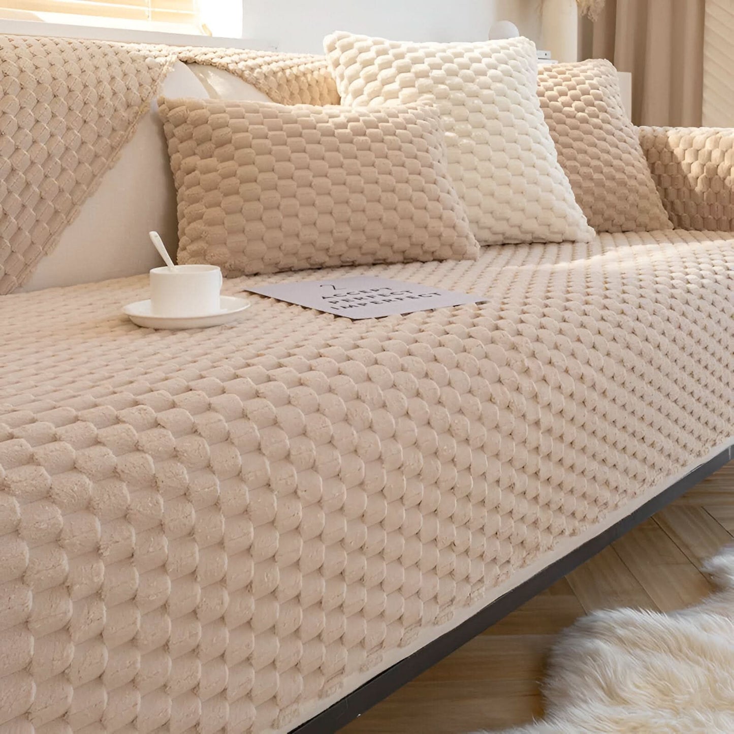 Honeycomb Non-Slip Sofa Cover - Stain-Resistant Couch Protector