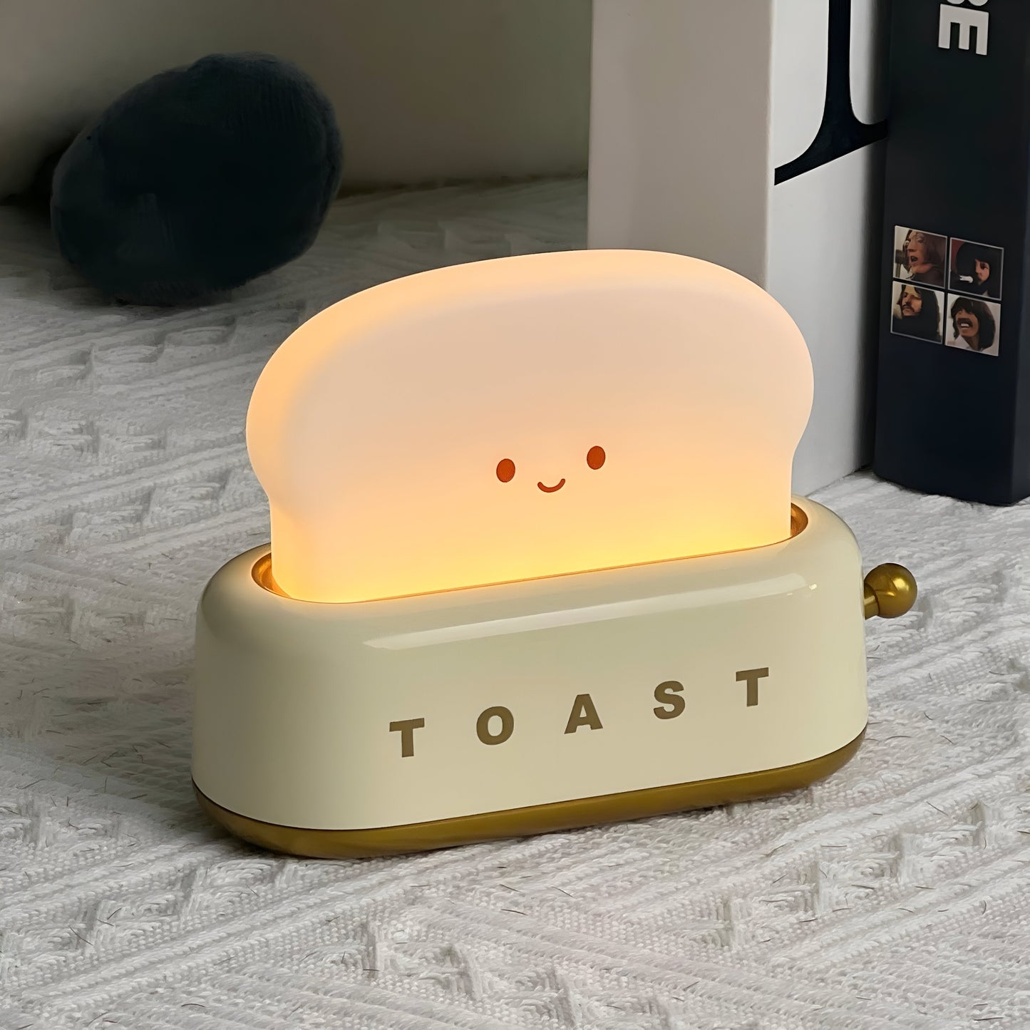 Toaster-Shaped Portable Table Lamp with Dimmable LED and USB Charging Port