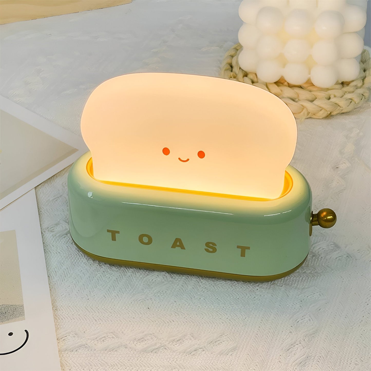 Toaster-Shaped Portable Table Lamp with Dimmable LED and USB Charging Port