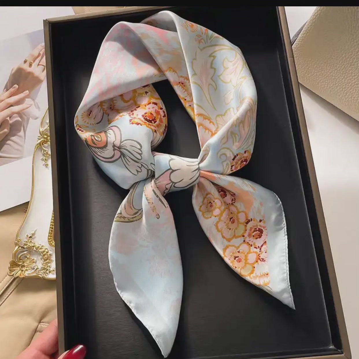 Women's Silk Satin Square Scarf 70x70cm