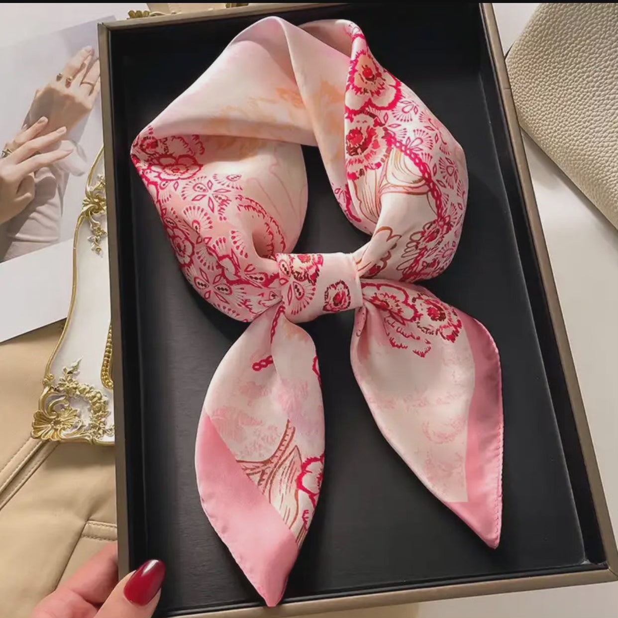 Women's Silk Satin Square Scarf 70x70cm