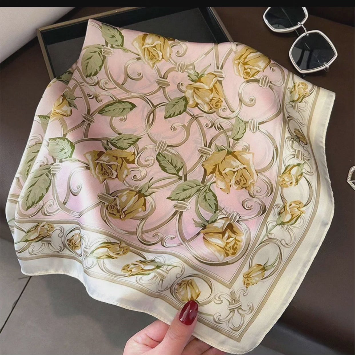 Women's Silk Satin Square Scarf 70x70cm