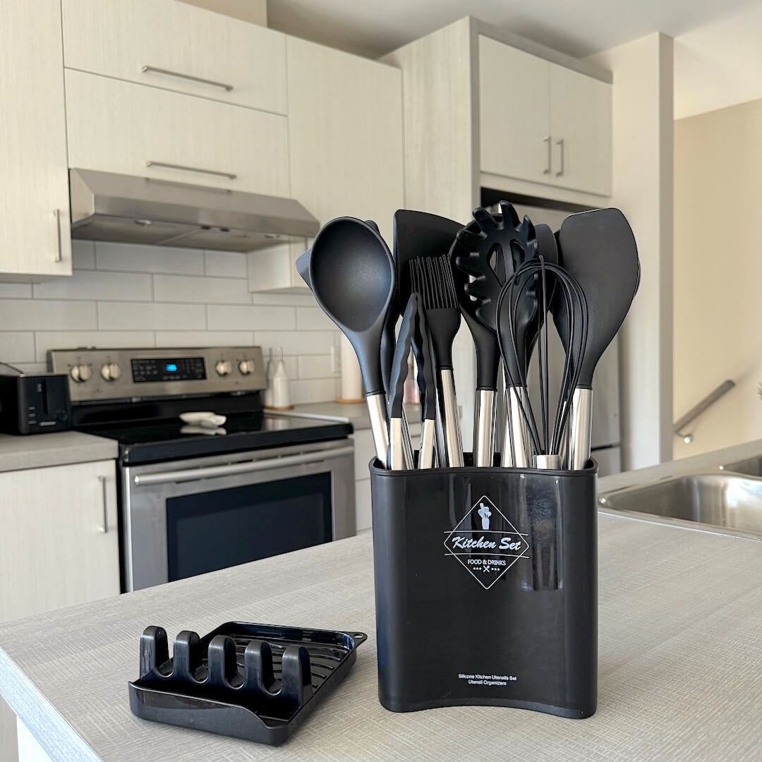12-Piece Silicone Kitchen Utensil Set with Storage Bucket