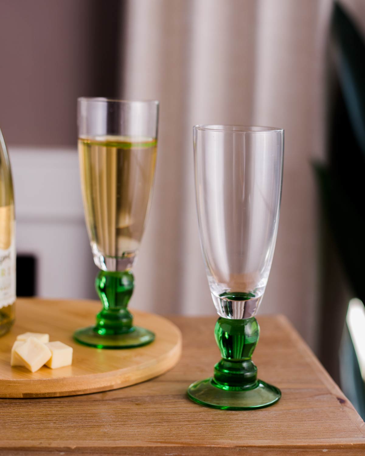 Swirl Green Glass Champagne Flutes - Set of 6