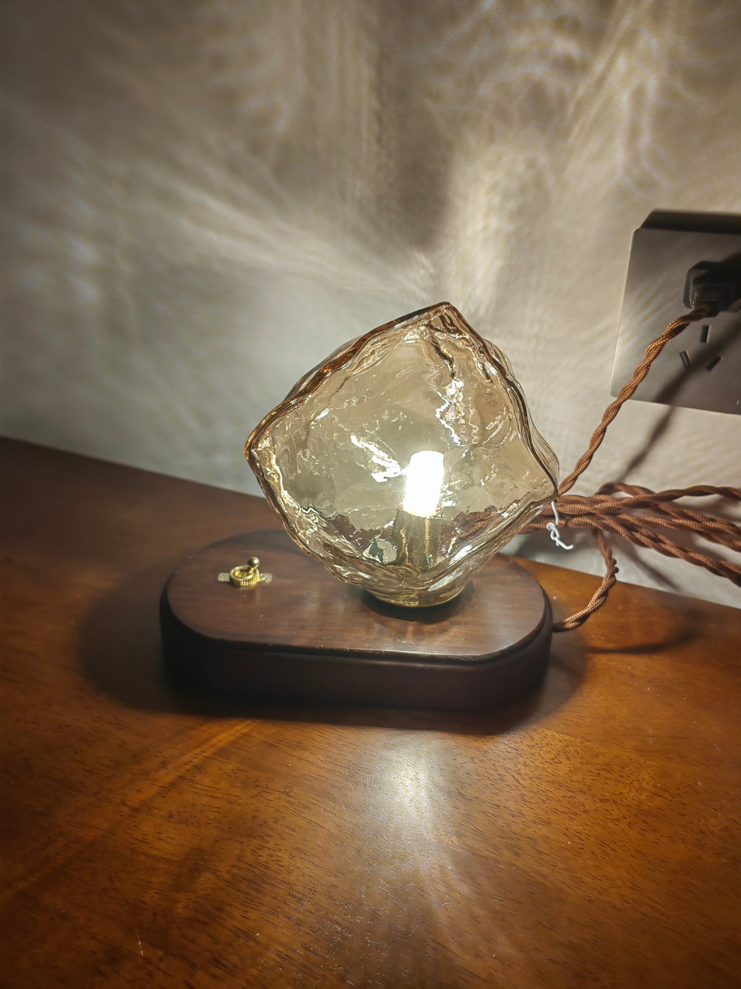 Cordless Wood Table Lamp with Motion Sensor