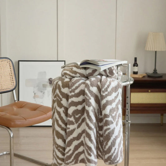 Monochrome Knitted Zebra Pattern Throw Blanket