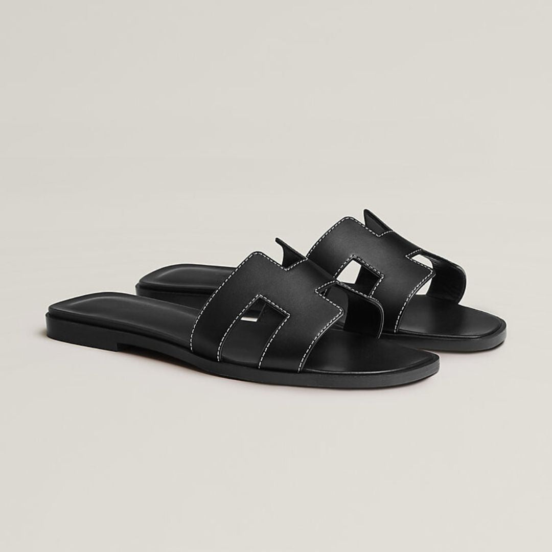 Comfortable Women’s Leather Flat Sandals with Adjustable Straps