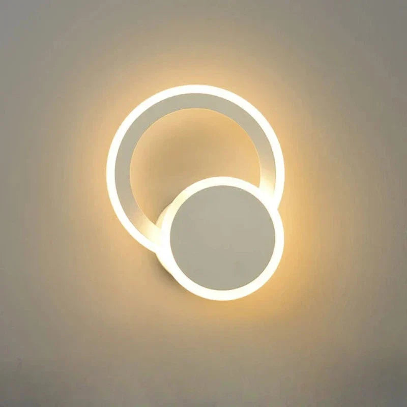 Heart-Shaped Wall Lamp for Cozy Ambiance