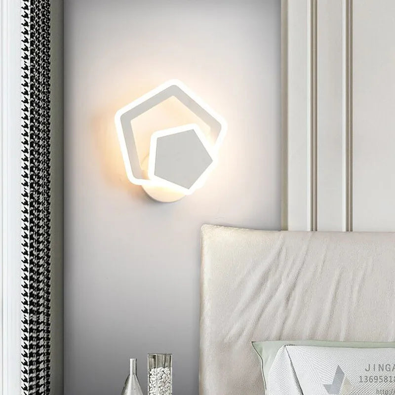 Heart-Shaped Wall Lamp for Cozy Ambiance