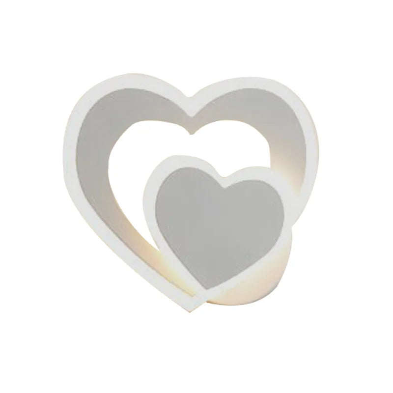 Heart-Shaped Wall Lamp for Cozy Ambiance