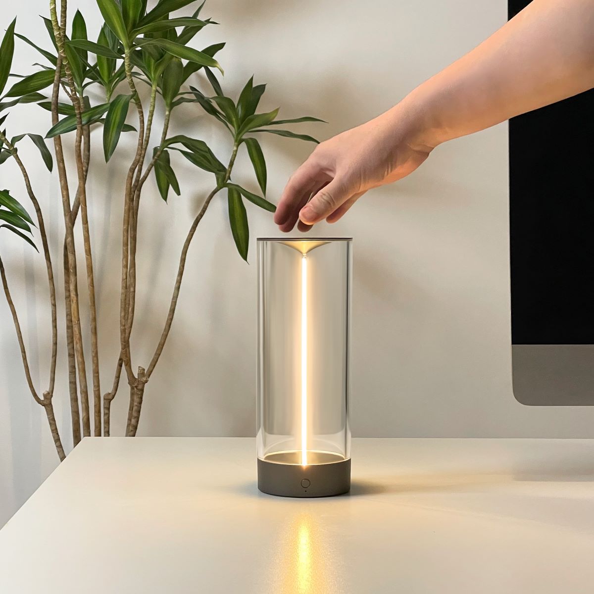 Portable Dimmable LED Lamp with Wireless Design