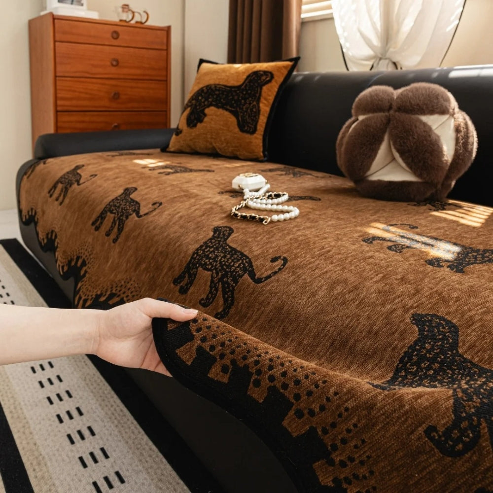 Lion Wavy Non-Slip Microfiber Sofa Cover