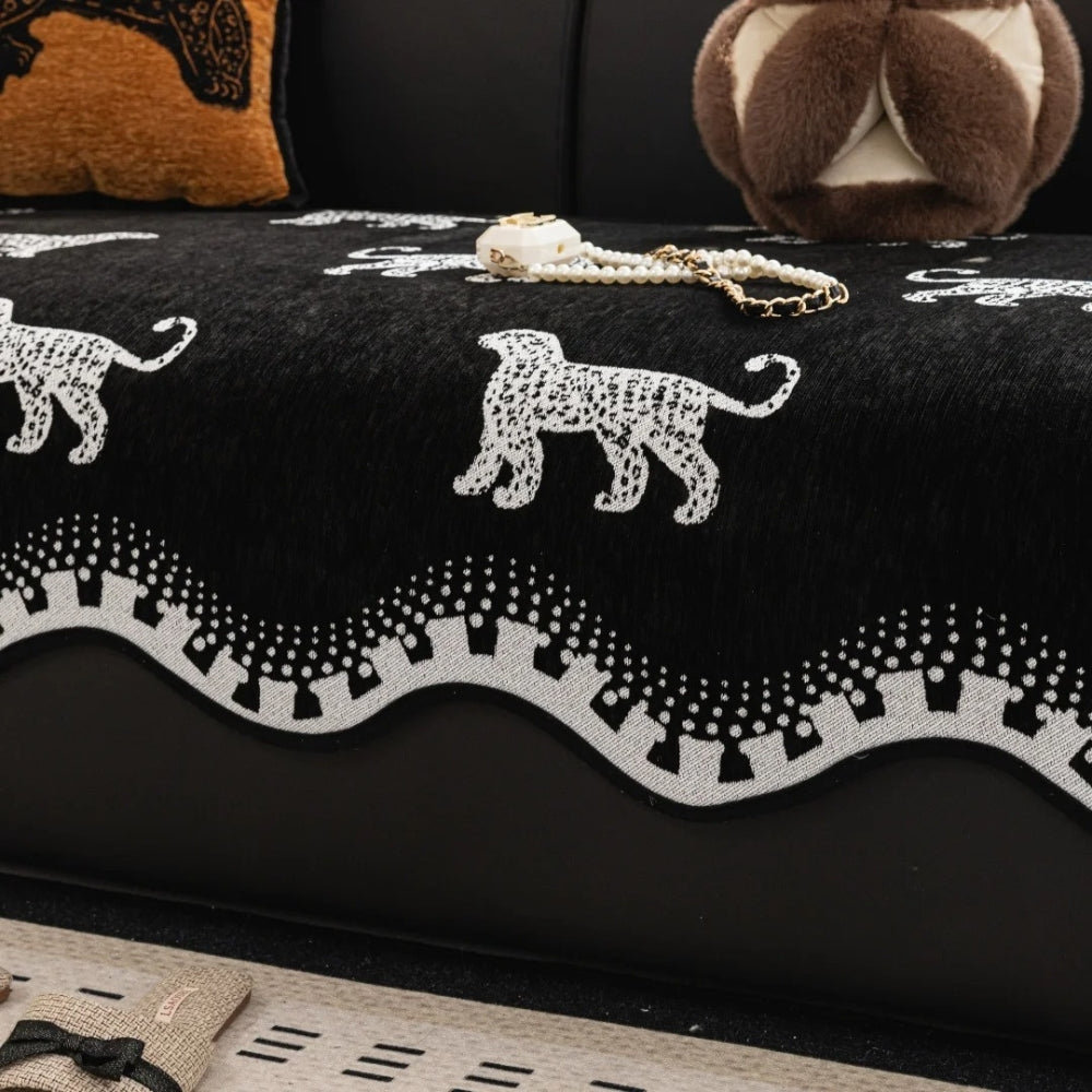 Lion Wavy Non-Slip Microfiber Sofa Cover