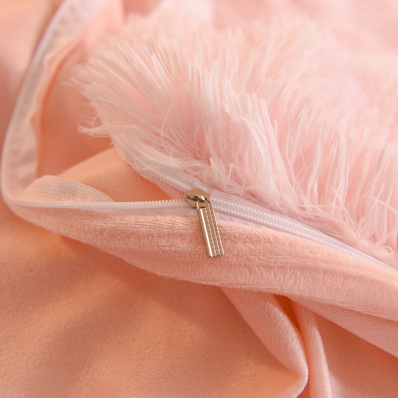 Luxury Plush Duvet Cover with Zipper Closure and Corner Straps