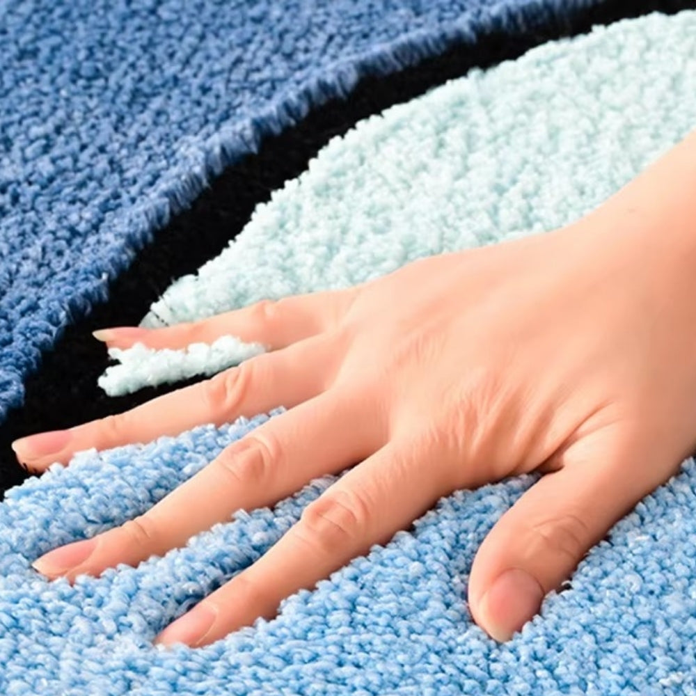 Plush Microfiber Non-Slip Bathroom Mat with Modern Wave Pattern