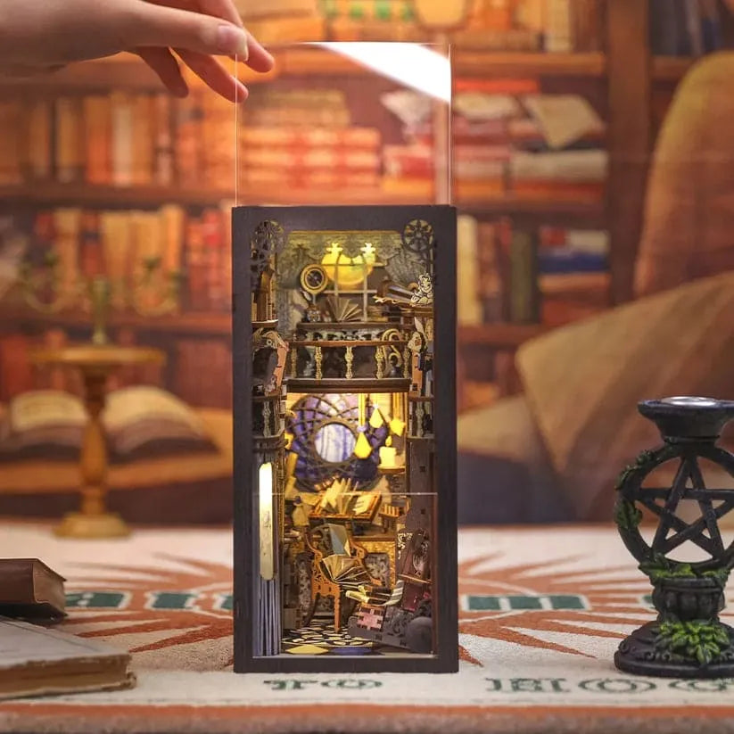 DIY Magic Chamber Building Kit with Dust Cover