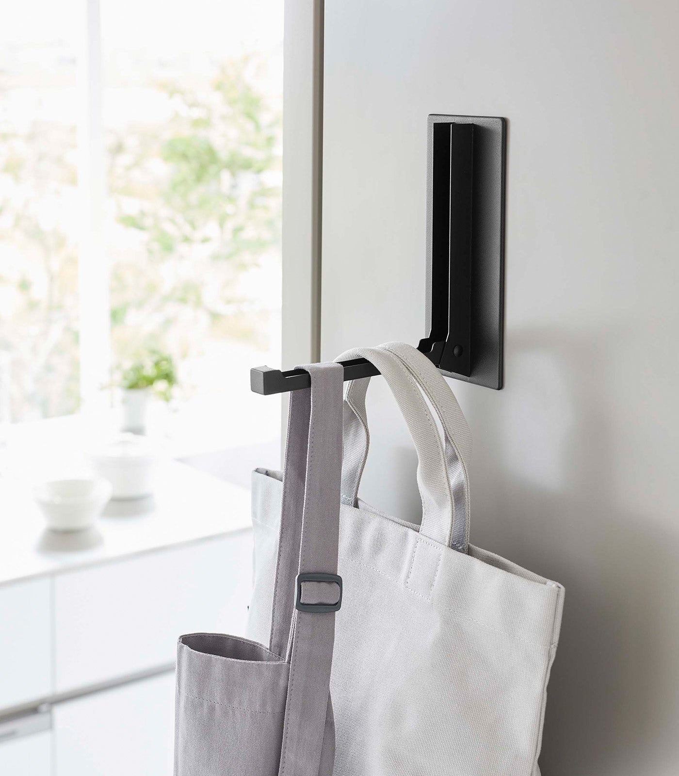 Magnetic Collapsible Steel Hook for Entryway Storage