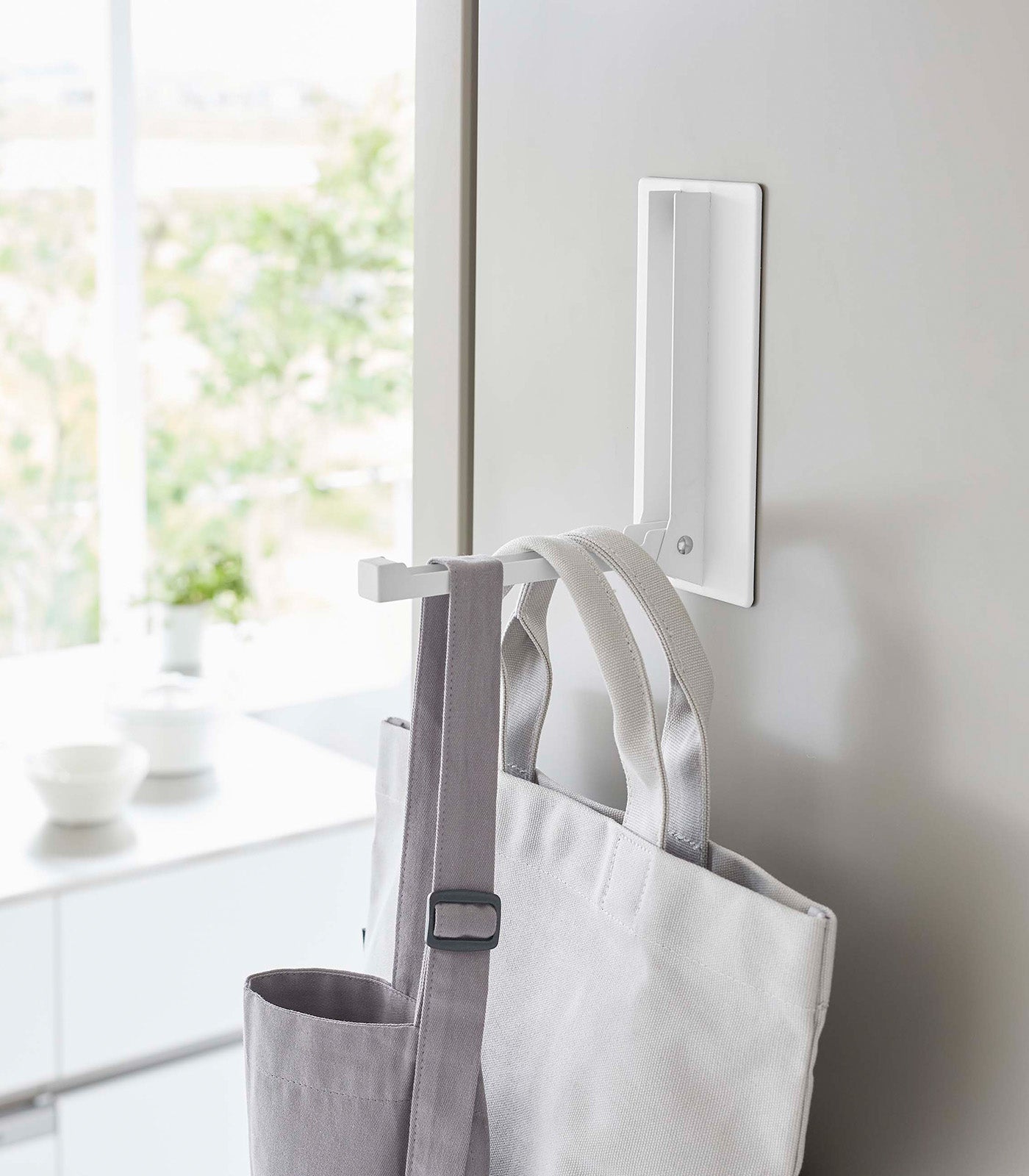 Magnetic Collapsible Steel Hook for Entryway Storage