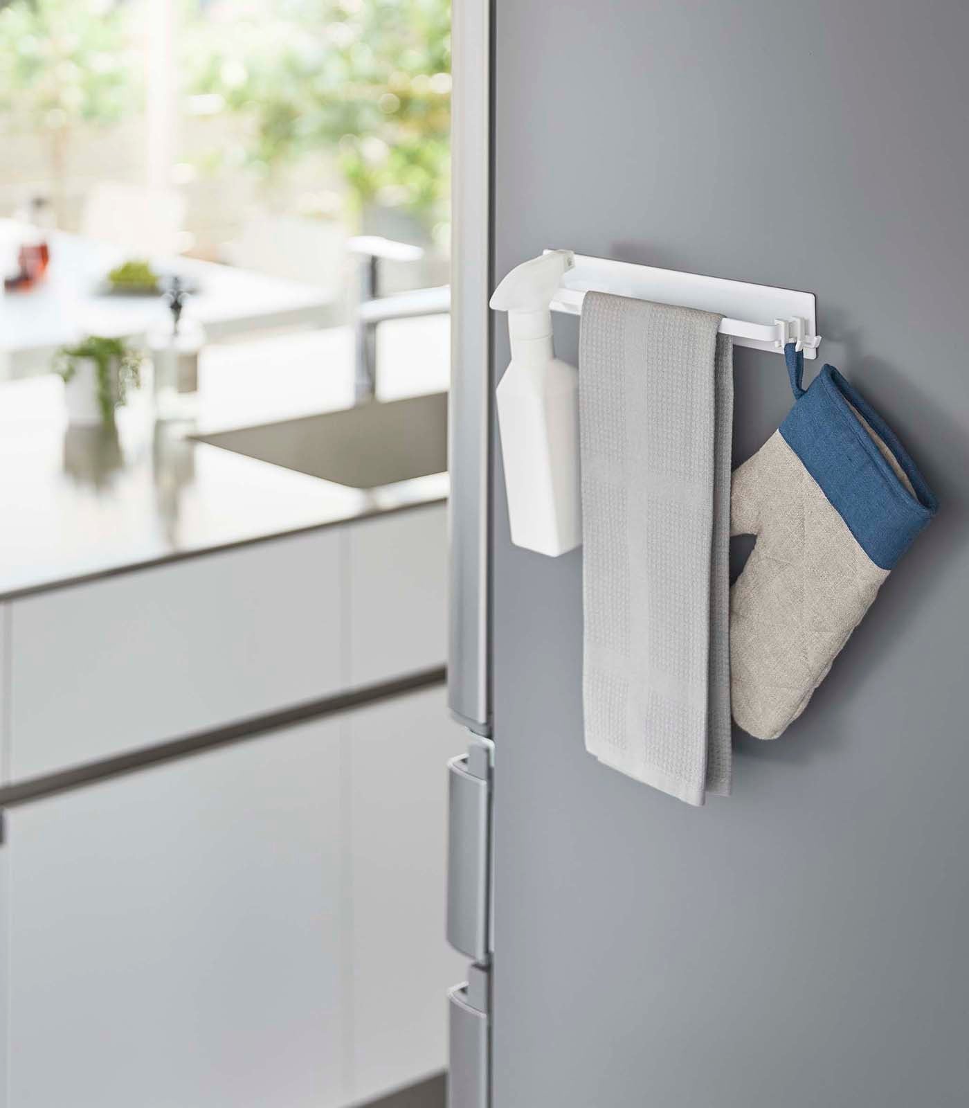 Magnetic Stainless Steel Kitchen Towel and Tool Holder