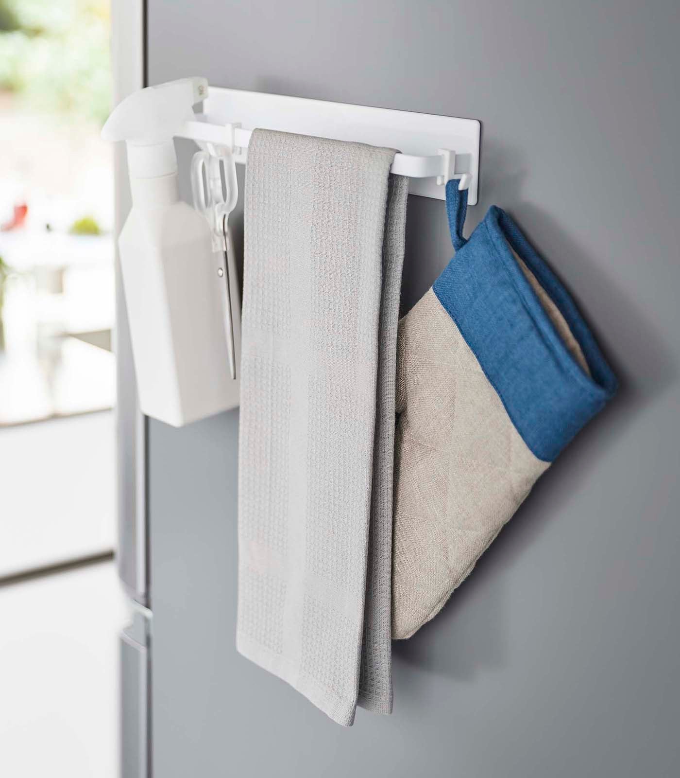 Magnetic Stainless Steel Kitchen Towel and Tool Holder