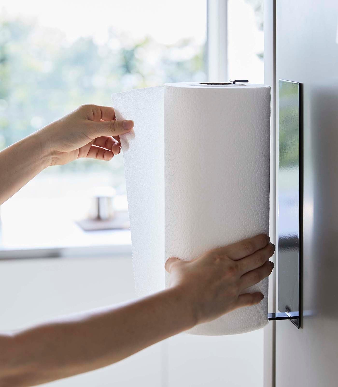 Magnetic Steel Paper Towel Holder
