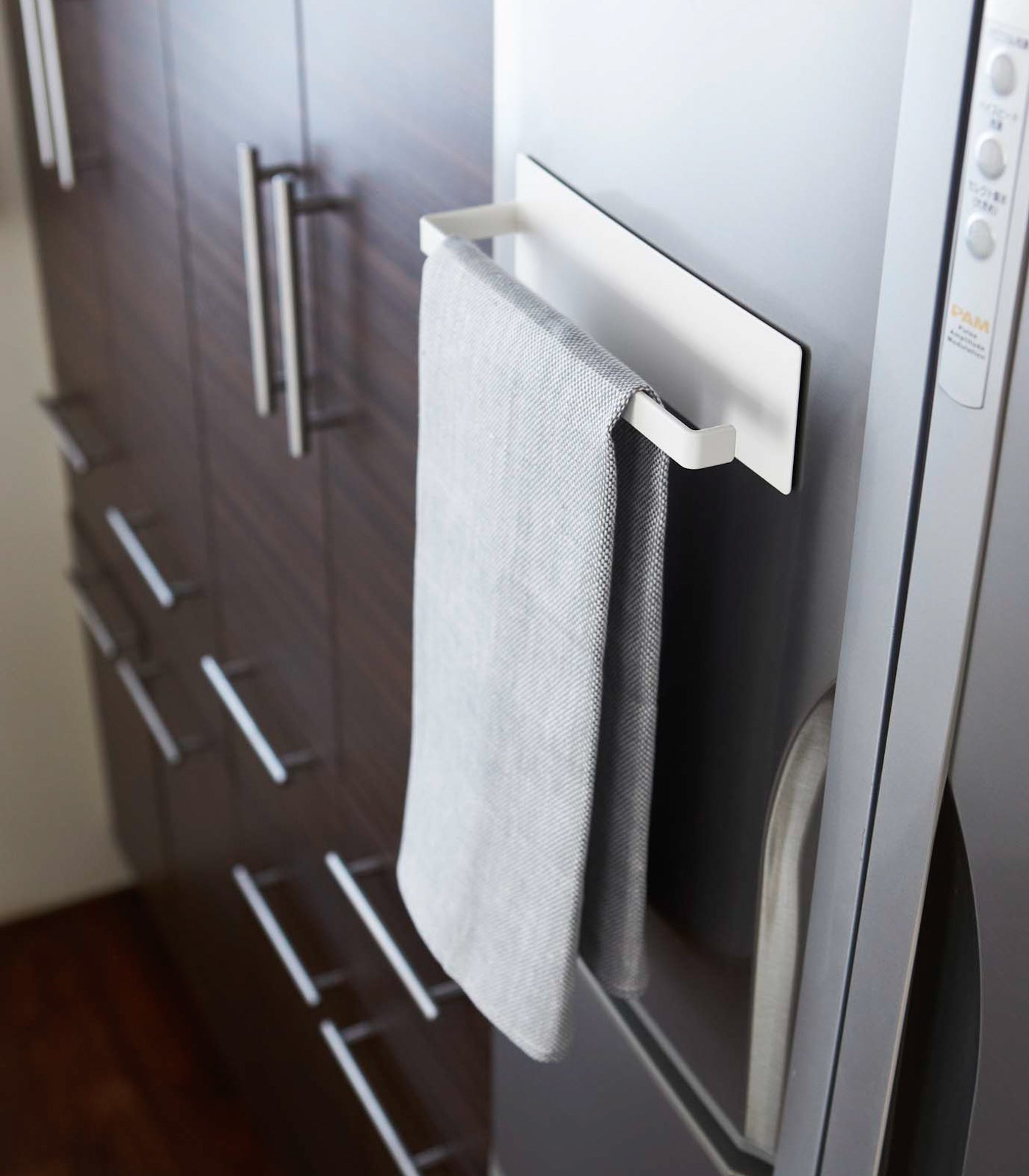Magnetic Steel Paper Towel Holder