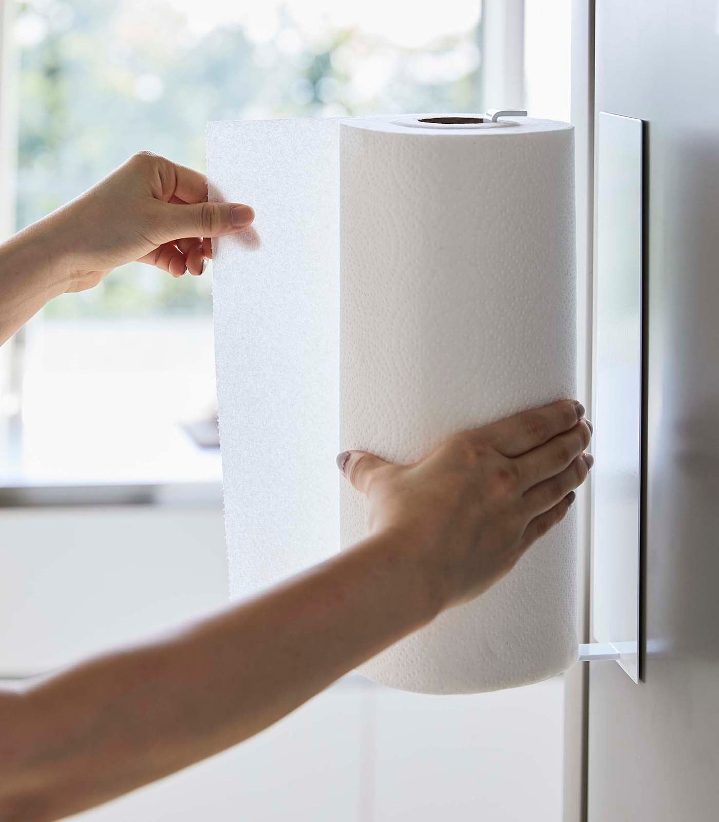 Magnetic Steel Paper Towel Holder