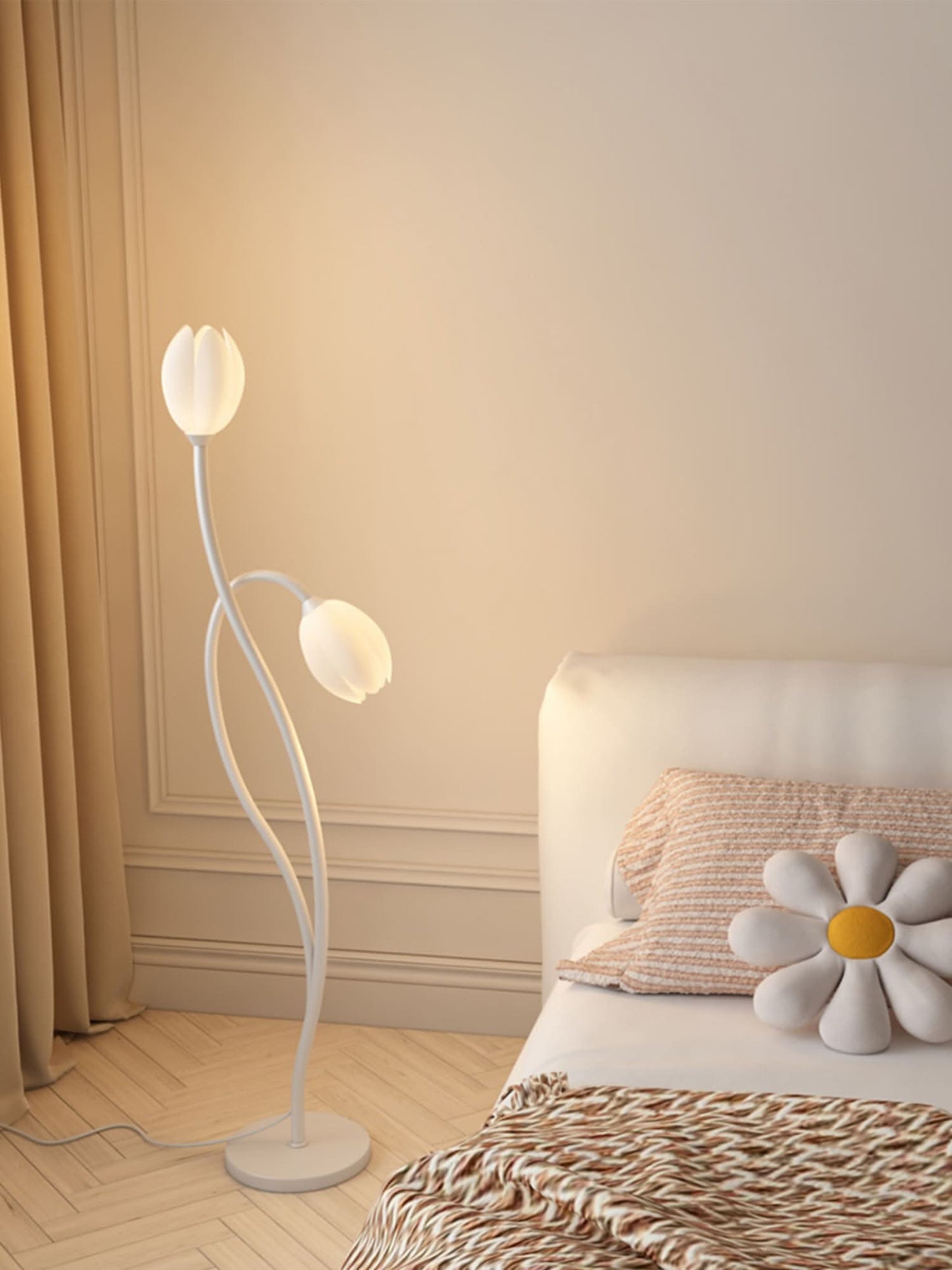 Flower-Inspired Modern Floor Lamp with G9 Socket