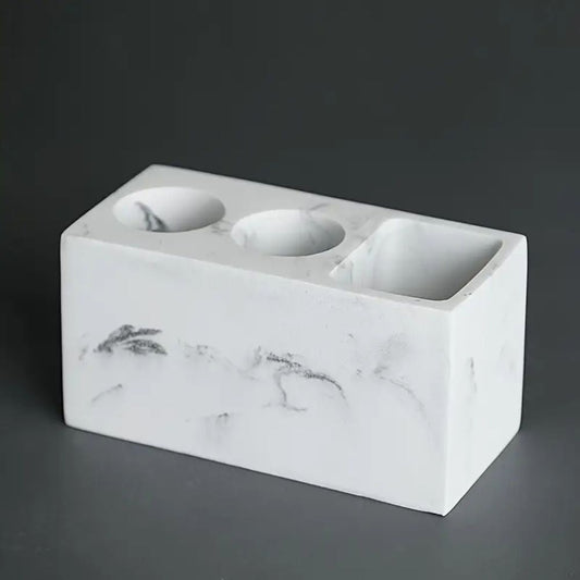 Sleek Resin Toothbrush Holder with Soft Curves