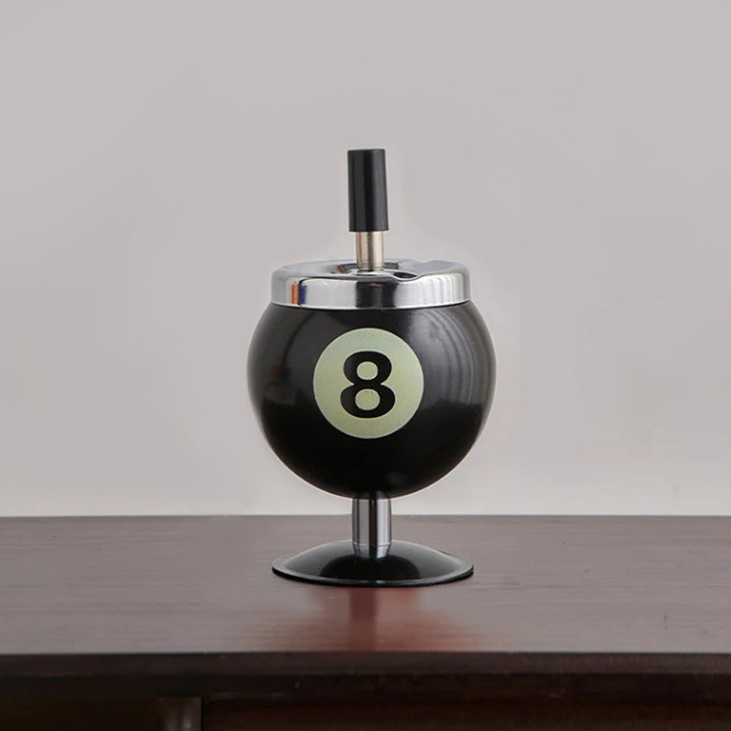 Metal Billiard Ashtray for Gaming Area
