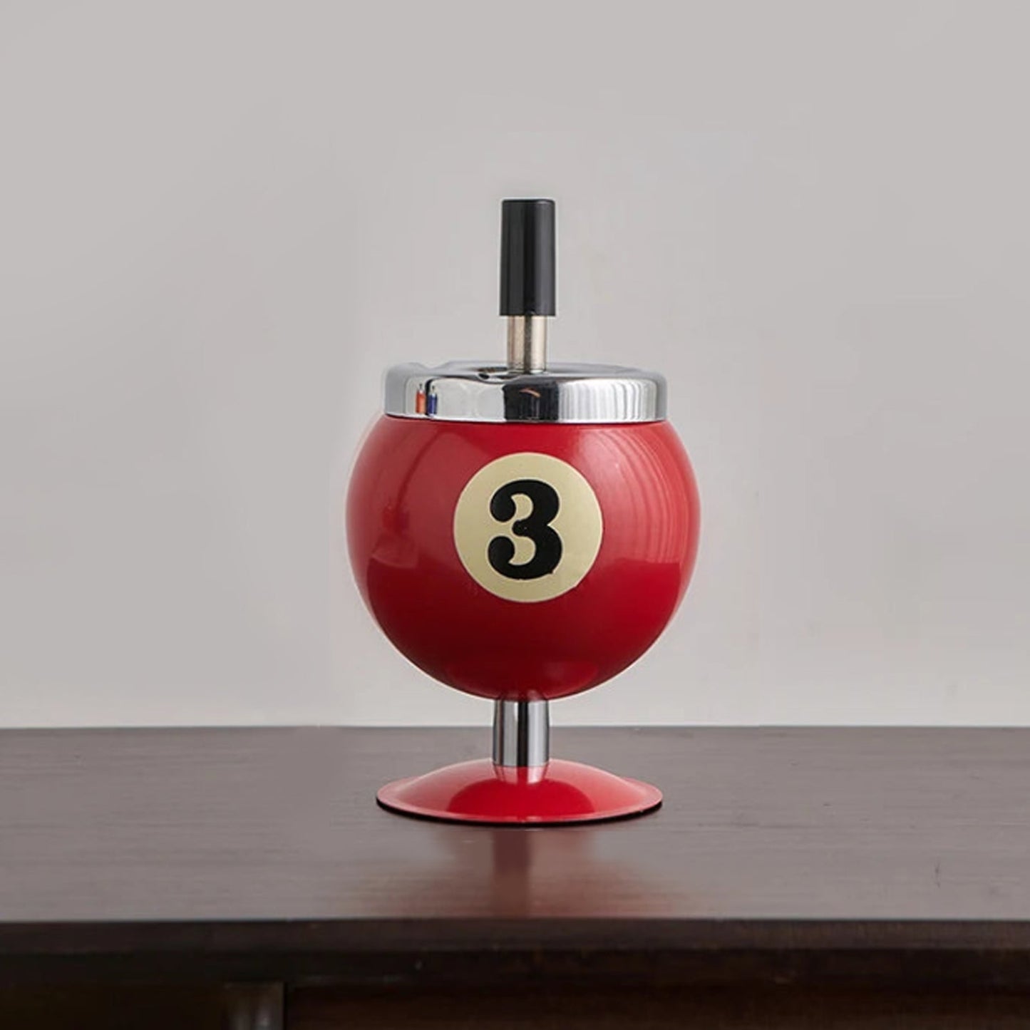Metal Billiard Ashtray for Gaming Area