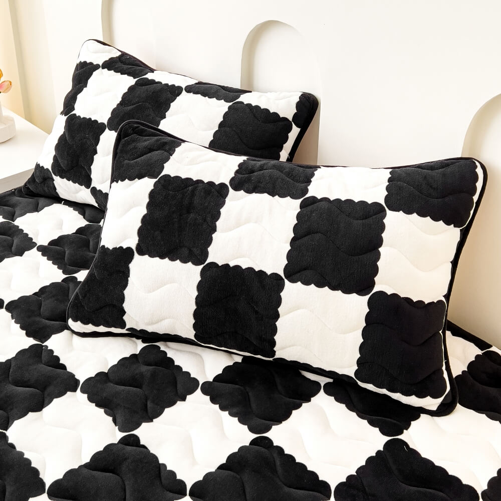 Milk Velvet Checked Fitted Sheet Mattress Cover
