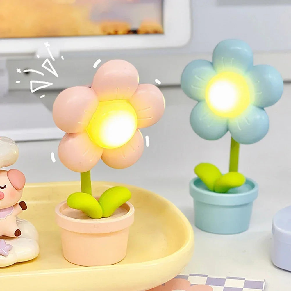Petite Floral Table Lamp for Soft Lighting