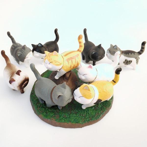 Miniature Walking Cat Figures with Rotating Heads - 9 Designs