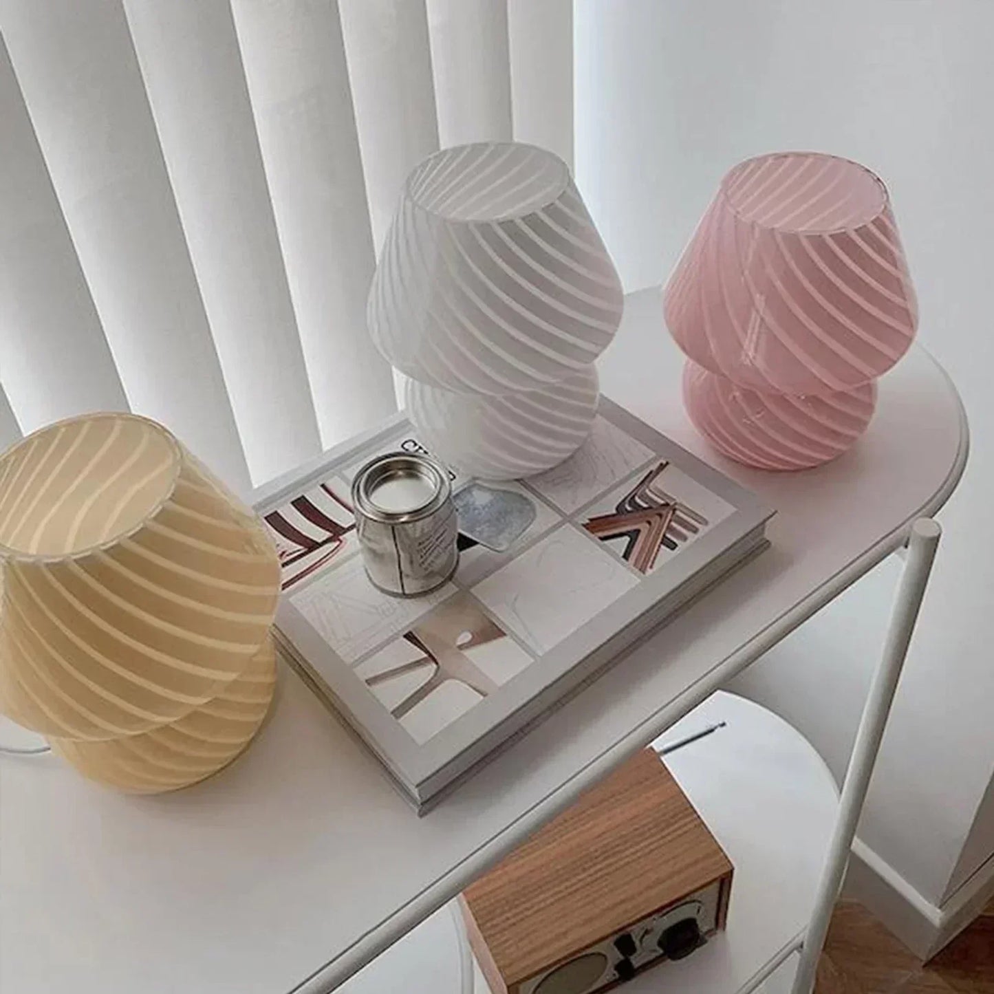 Handcrafted Murano Glass Desk Lamp - Elegant and Unique Lighting