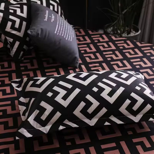 Noir Enigma Geometric Duvet Cover Set in Microfiber - 3 Pieces