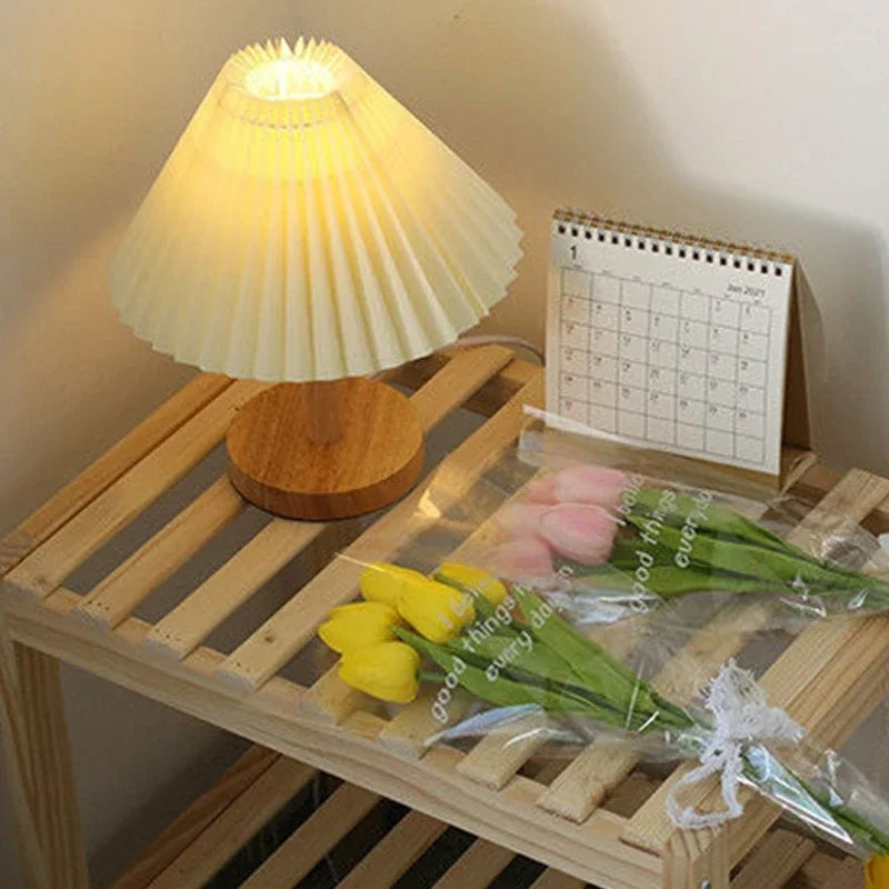 Minimalist White Table Lamp with Touch Control for Elegant Home Lighting