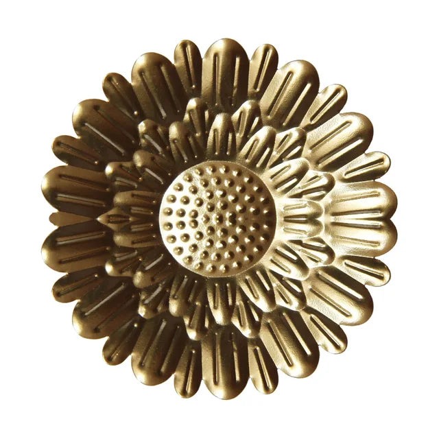 Nordic Gold Round Metal Wall Hanging