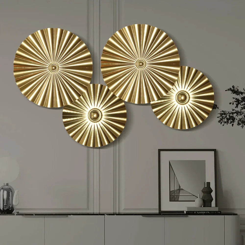 Nordic Gold Round Metal Wall Hanging