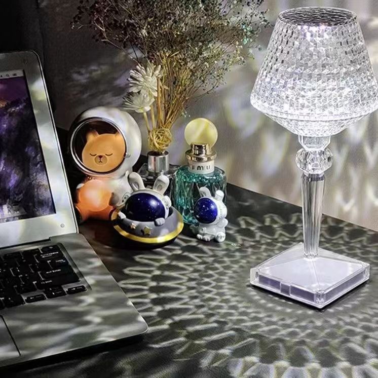 Dimmable Crystal Table Lamp with USB Charging
