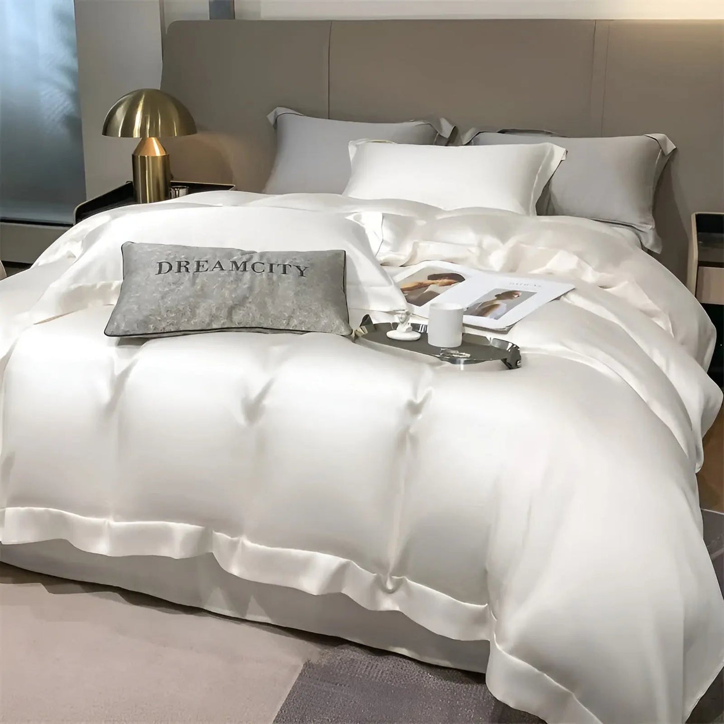 Luxury Bamboo Bedding Set - Silky Soft Temperature Regulating Duvet Cover and Pillowcases